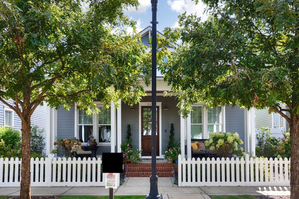 115 Lombard St, Madison