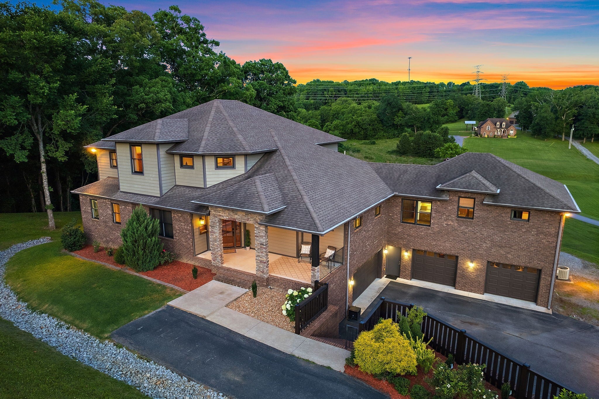 Photo of Listing #2773465