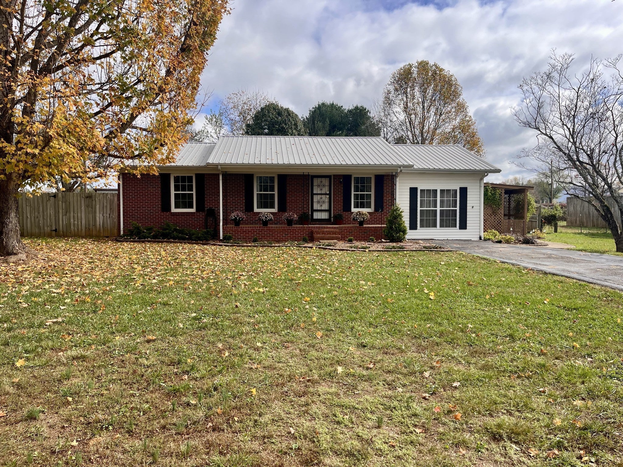 Photo of Listing #2773883