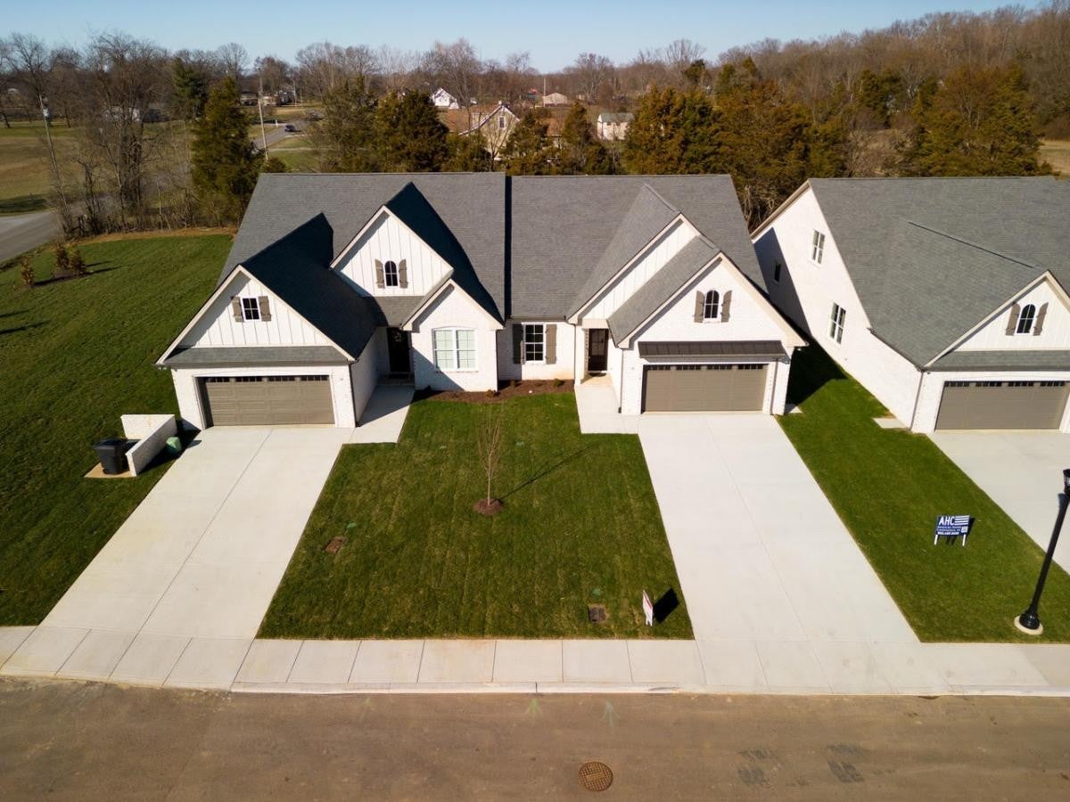 Photo of Listing #2775236