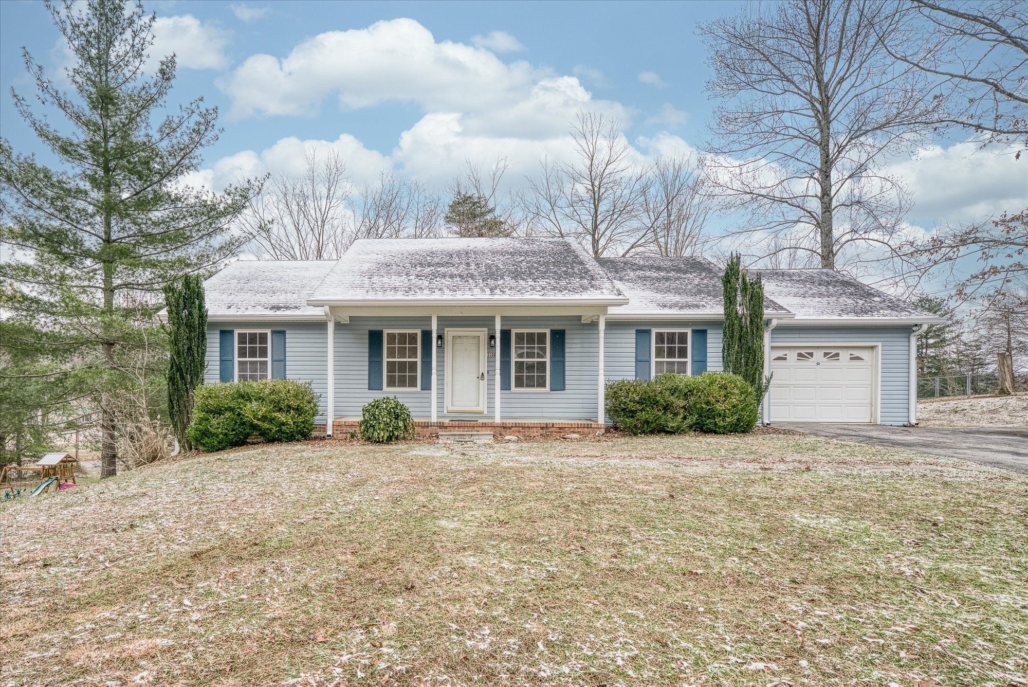 Photo of Listing #2777125