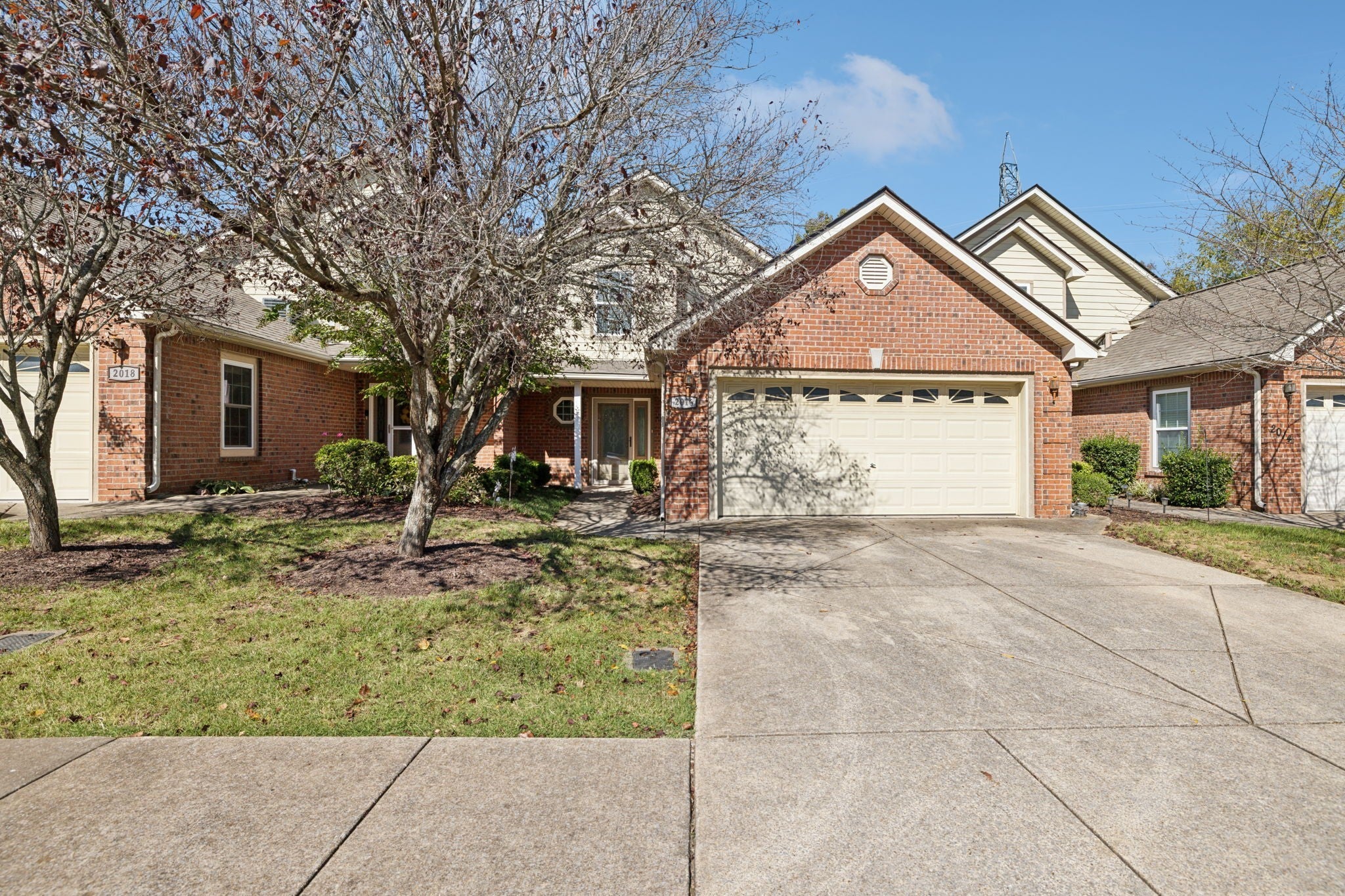 Photo of Listing #2778080
