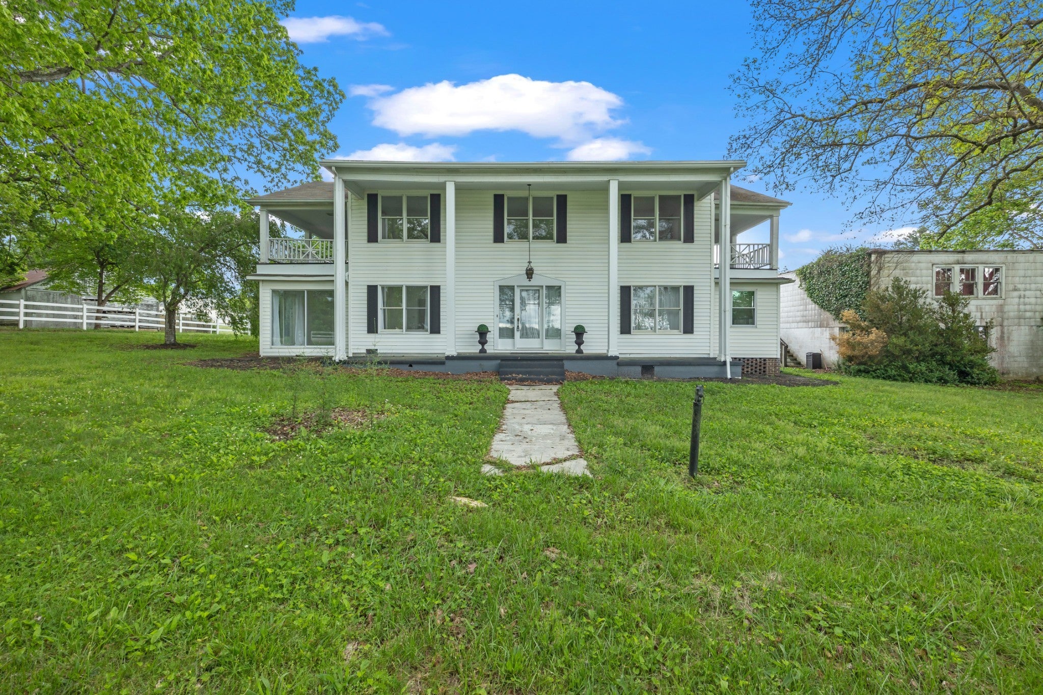 Photo of Listing #2778101