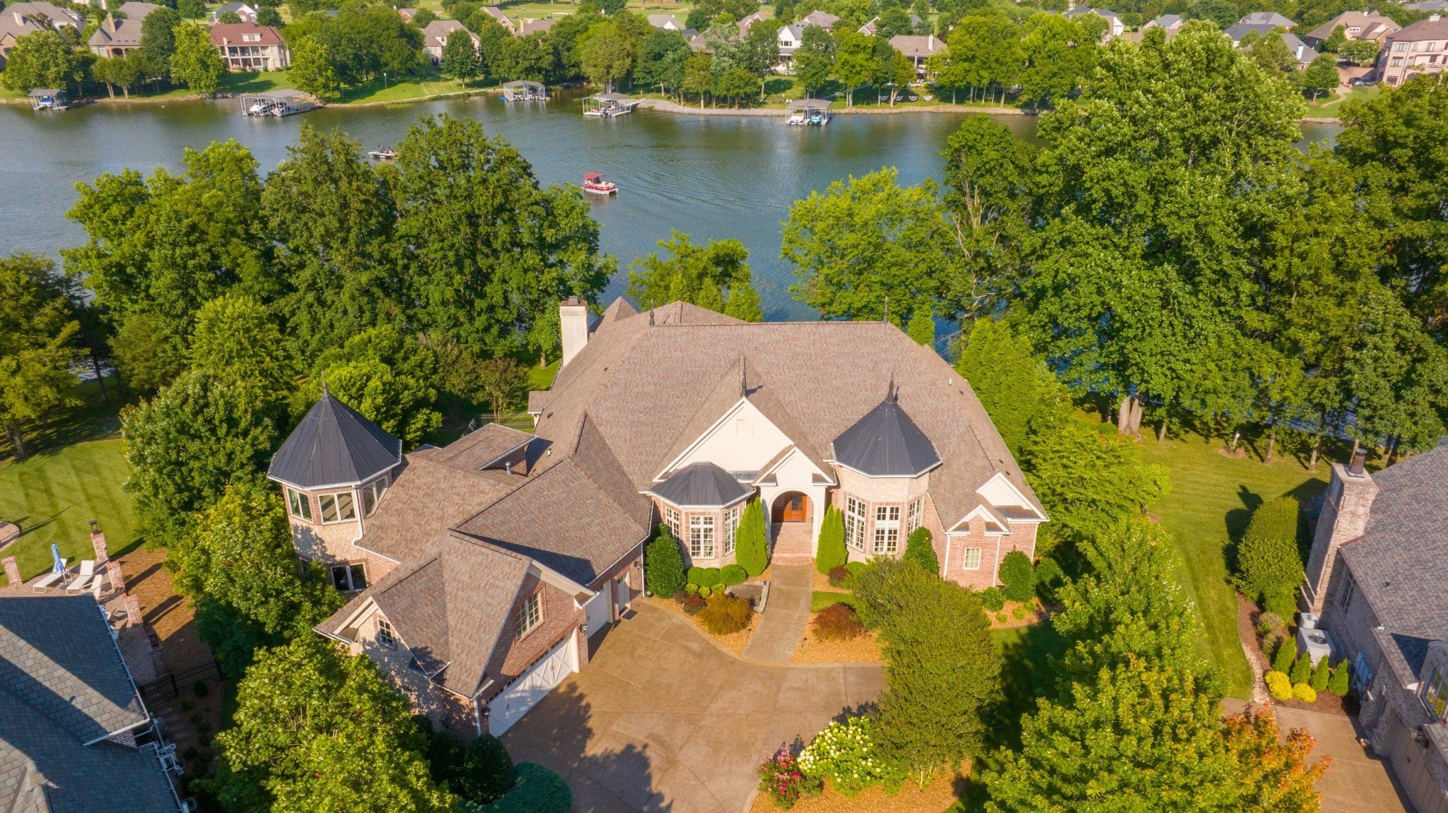 Photo of Listing #2778589