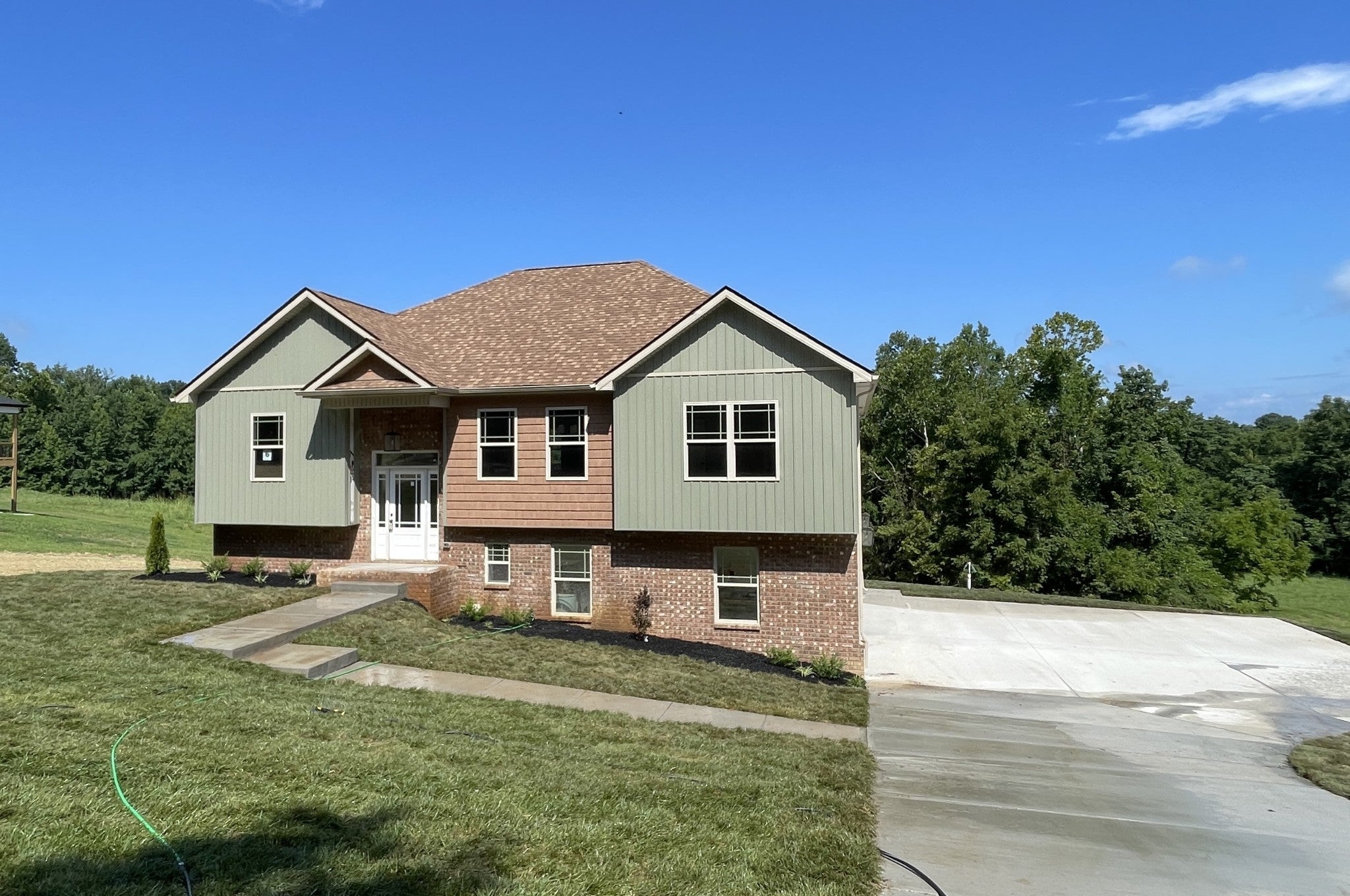 Photo of Listing #2780247