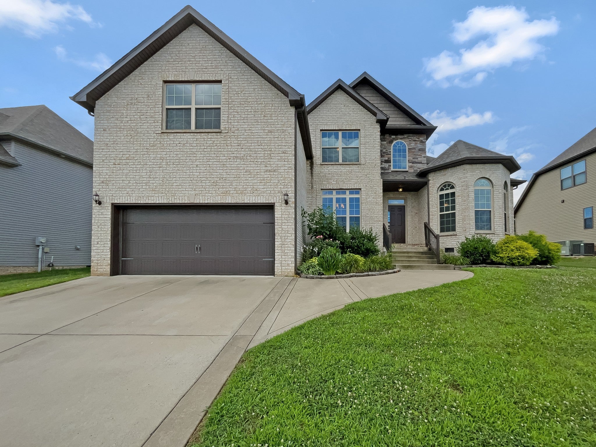 Photo of Listing #2781192