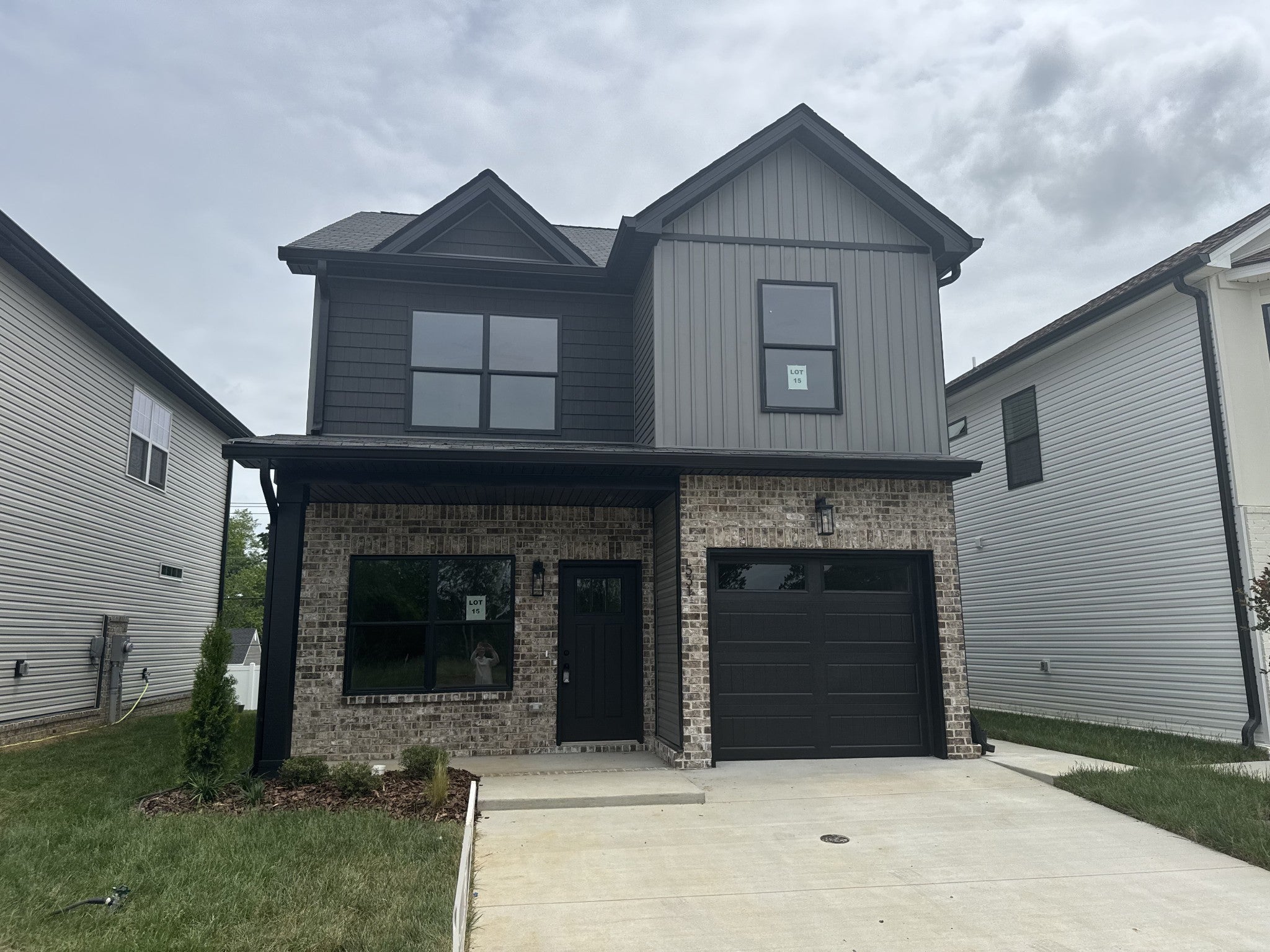 Photo of Listing #2781343