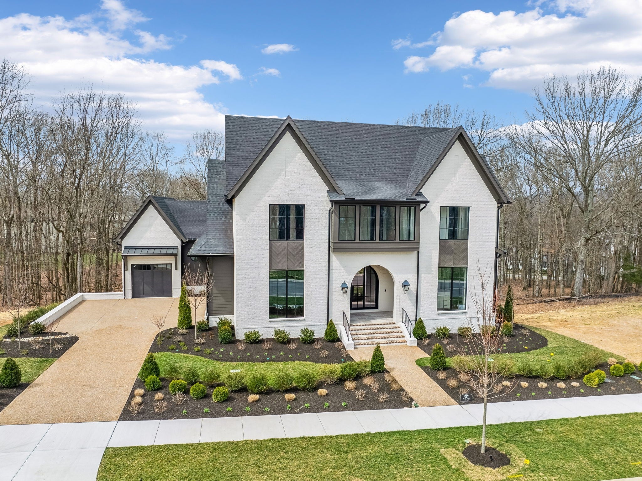 Photo of Listing #2784396