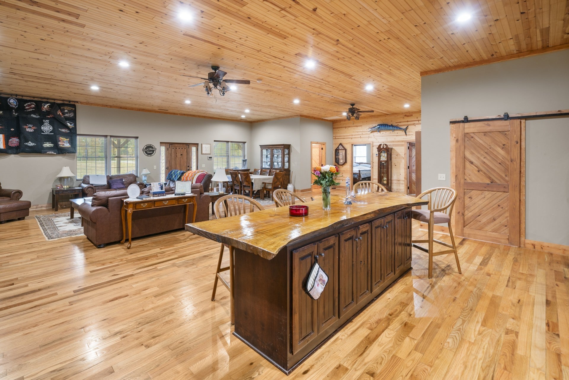 Photo of Listing #2784471