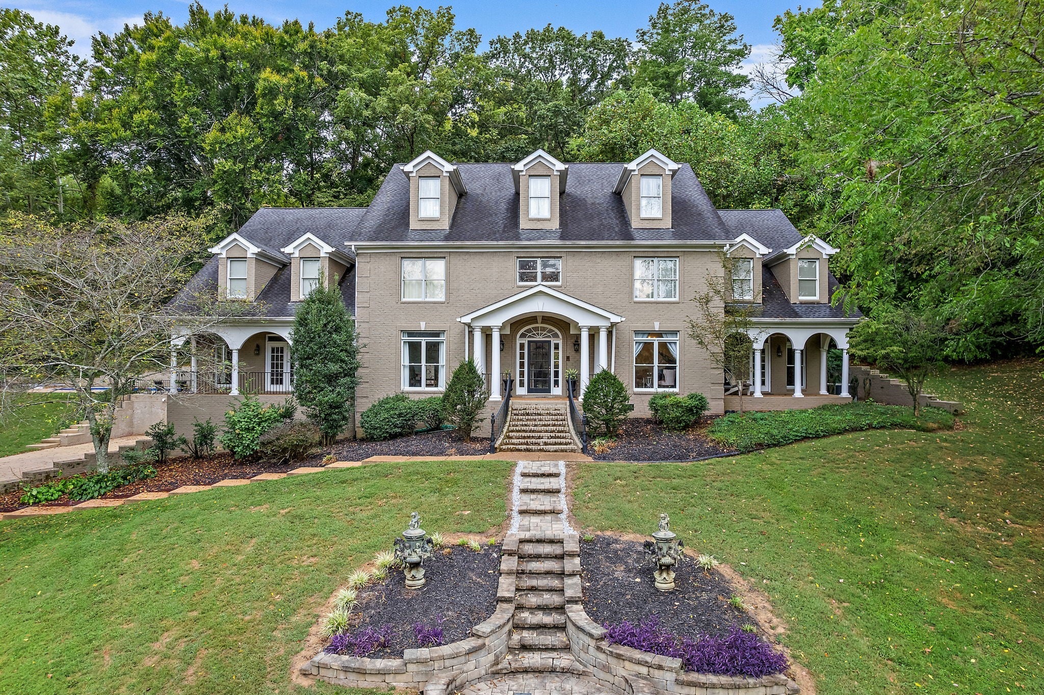 Photo of Listing #2787099