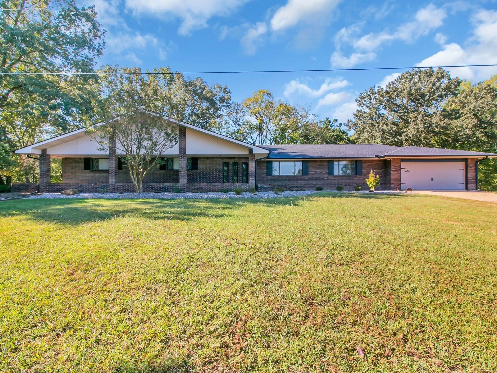 Photo of Listing #2789336