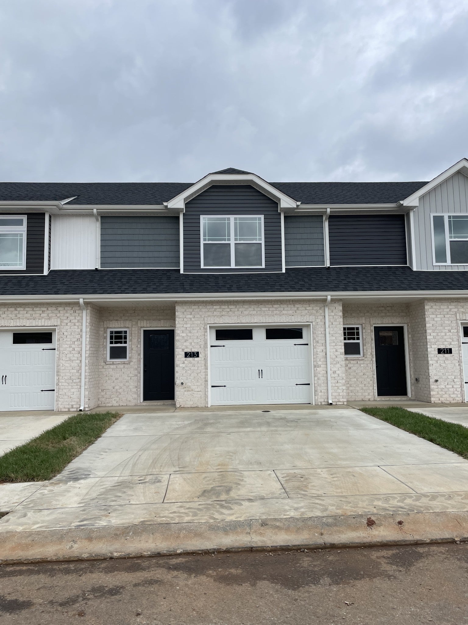 Photo of Listing #2790446
