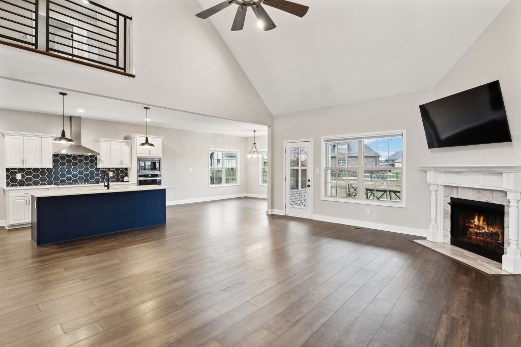 1528 Charles Bell Rd, Clarksville