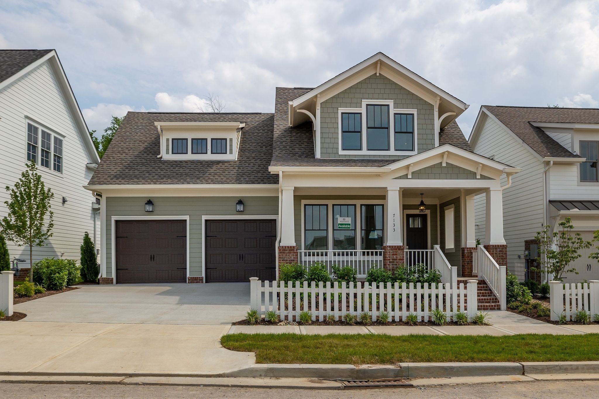Photo of Listing #2792952