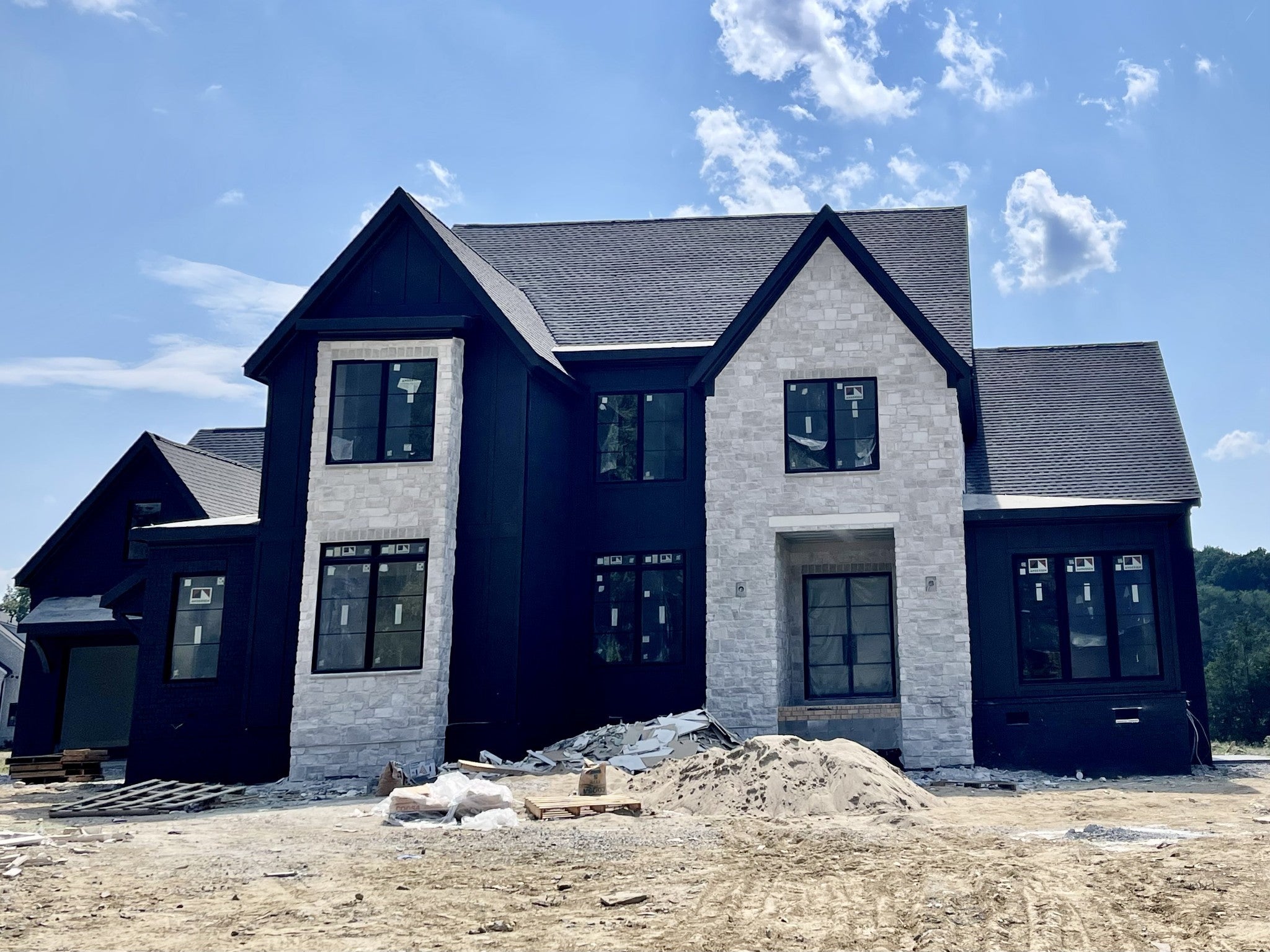 Photo of Listing #2797392