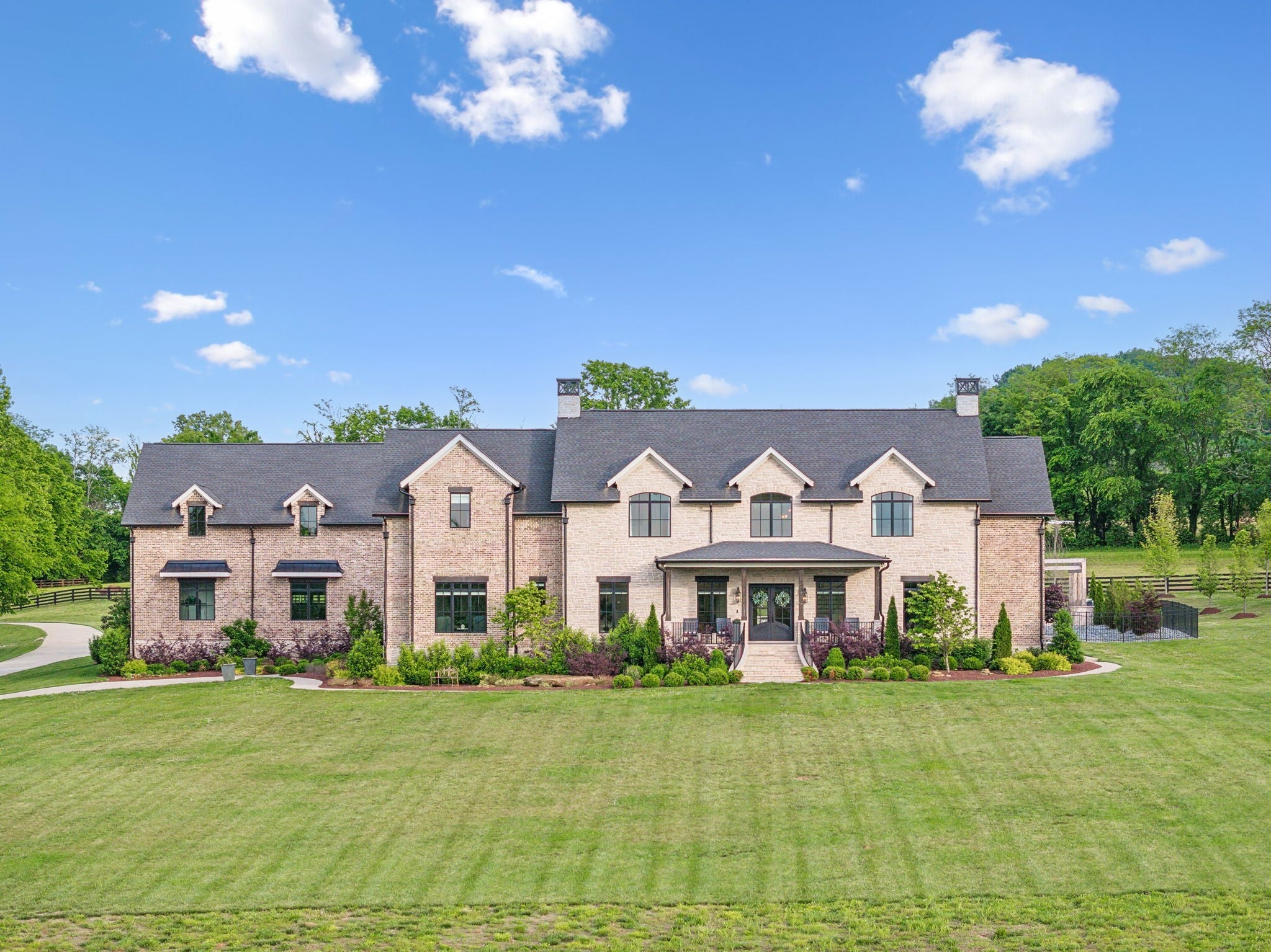 Photo of Listing #2798505