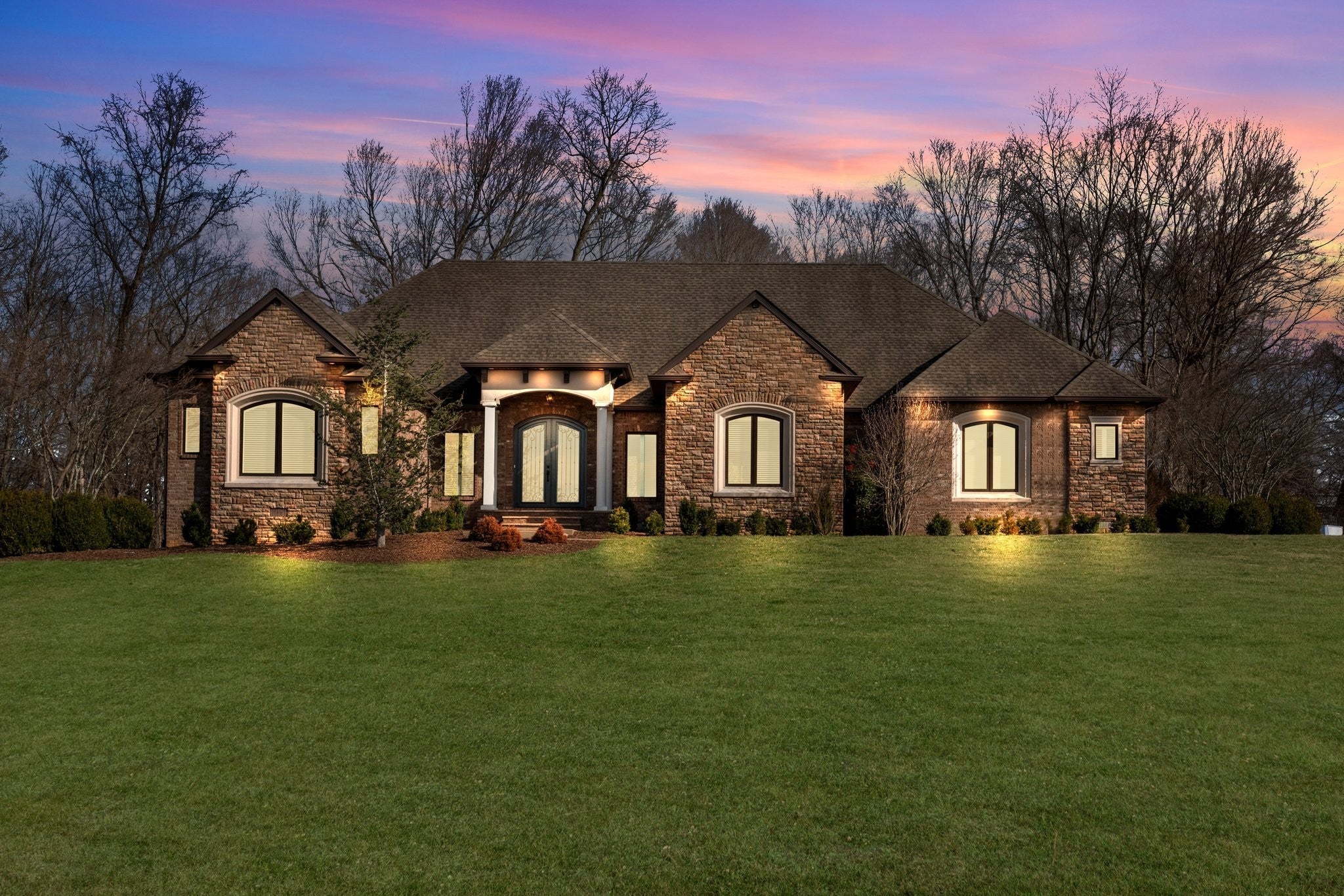 Photo of Listing #2800210