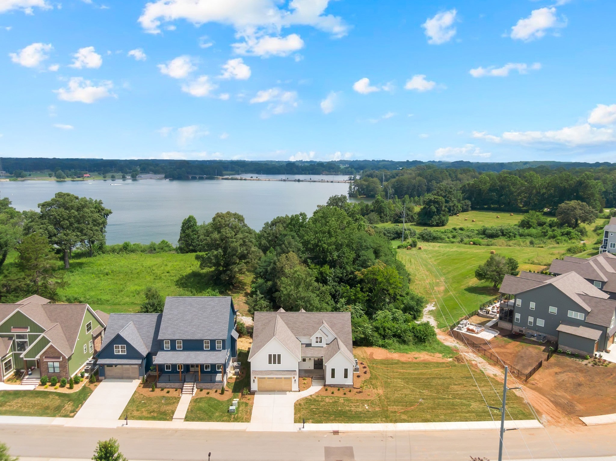 Photo of Listing #2800415