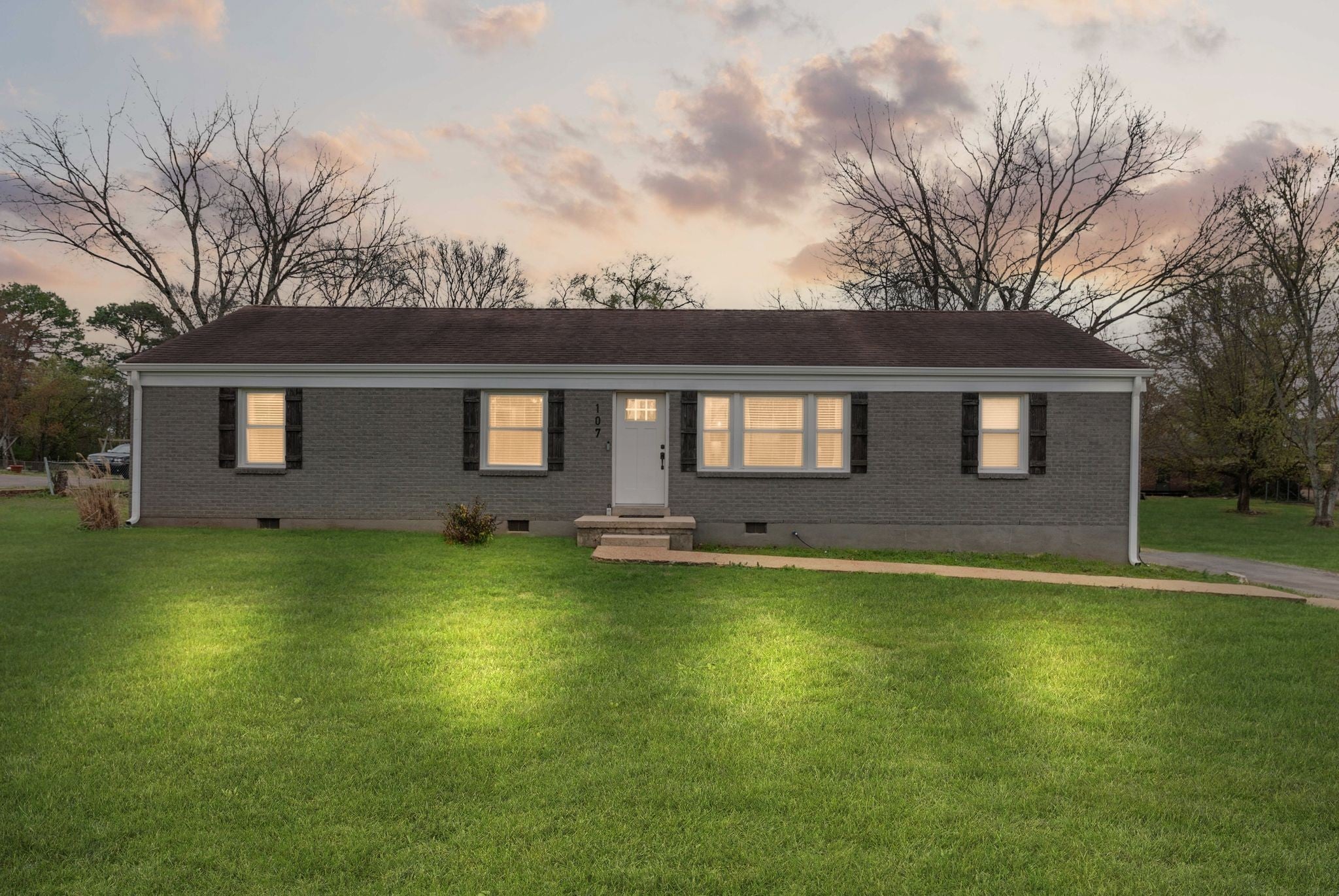Photo of Listing #2800443