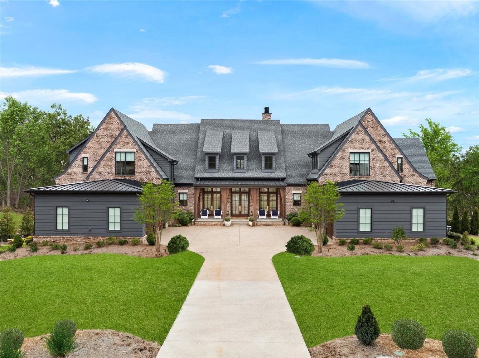 Photo of Listing #2800693