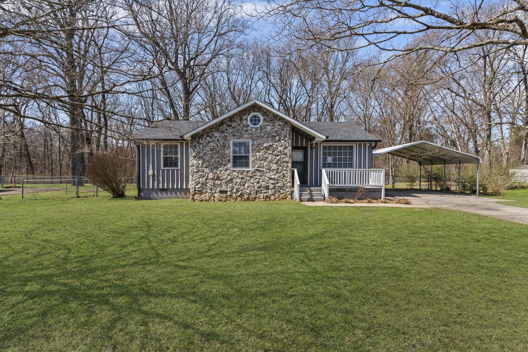 Photo of Listing #2802018