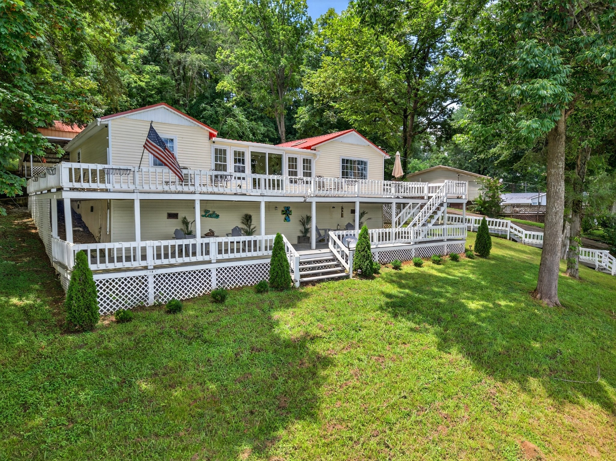 Photo of Listing #2803350