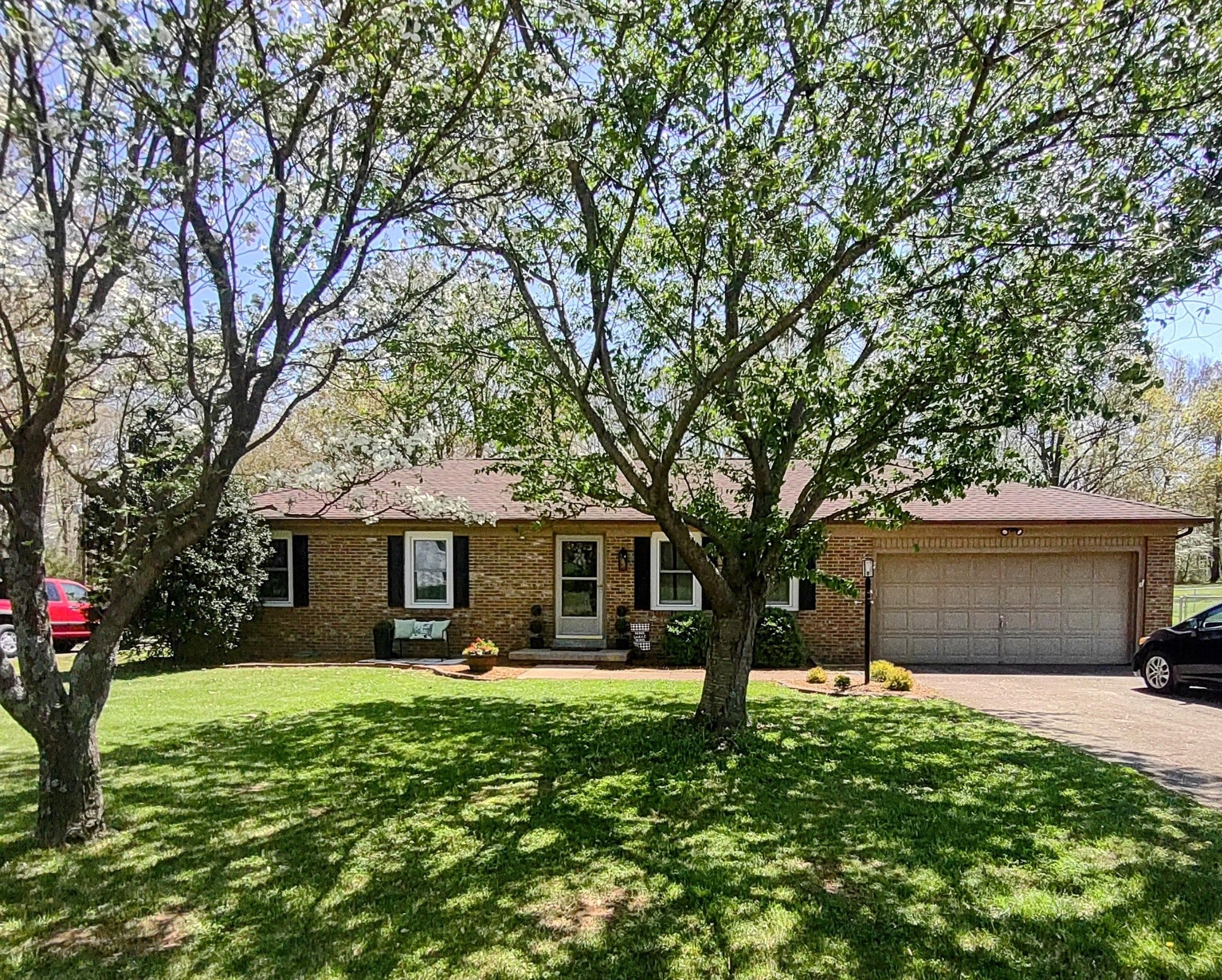 Photo of Listing #2805530