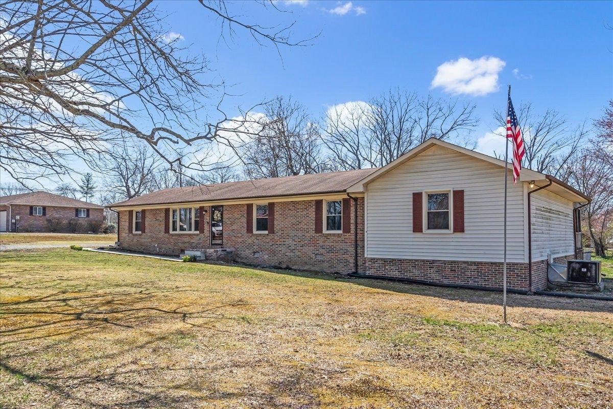 Photo of Listing #2805945