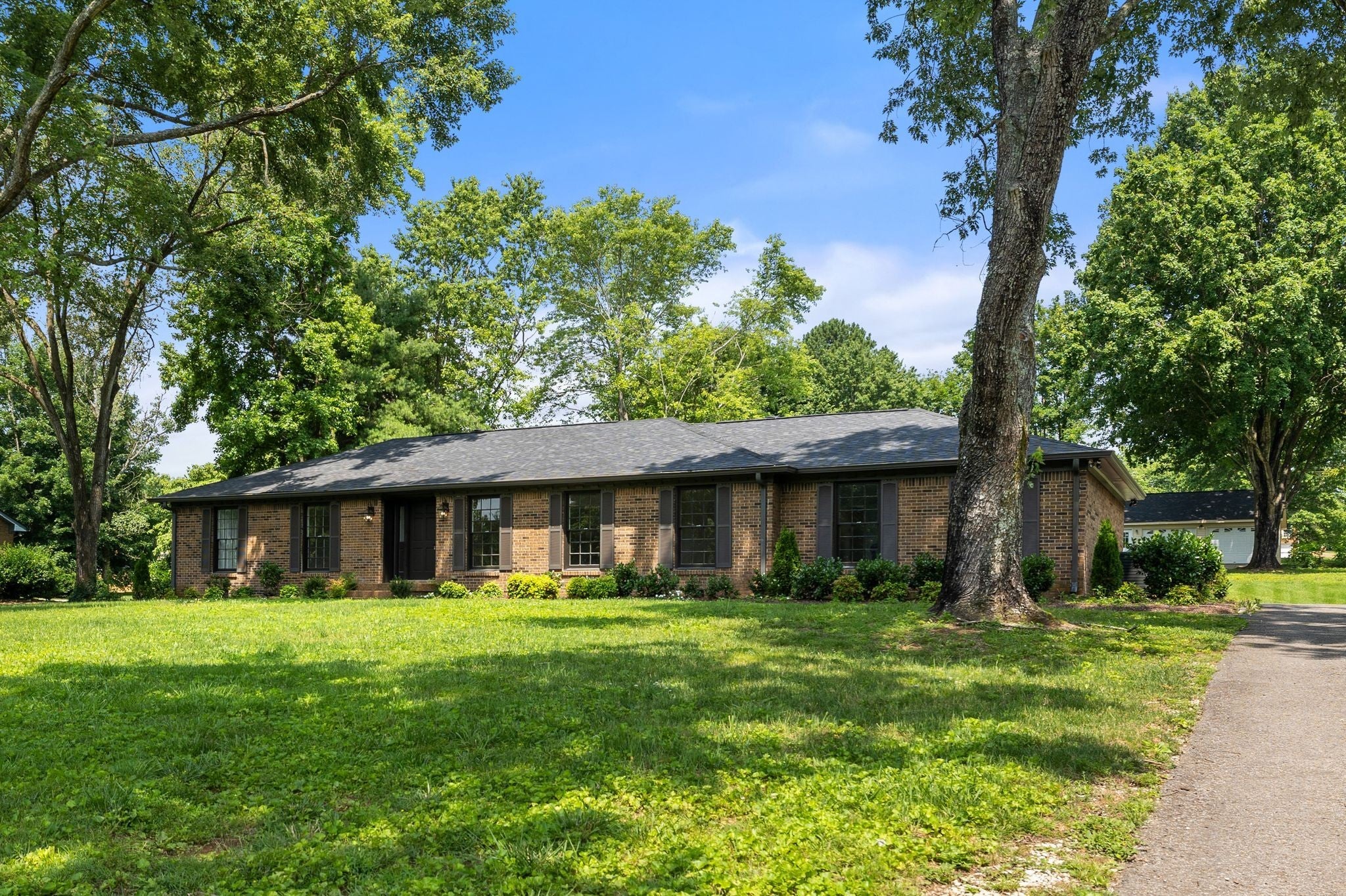 Photo of Listing #2806326