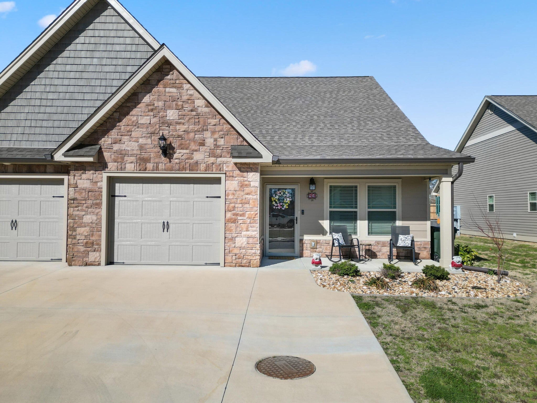 Photo of Listing #2806455