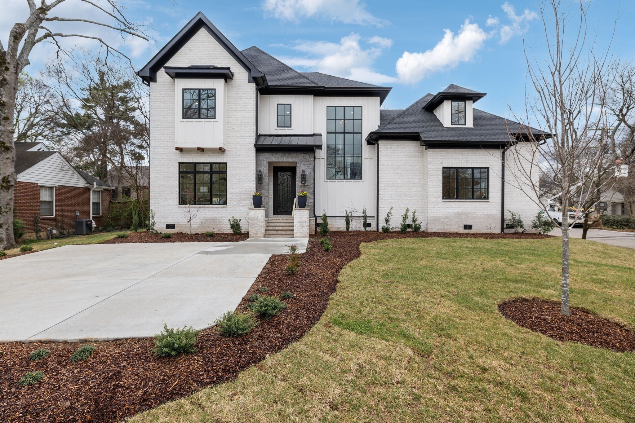 Photo of Listing #2807112