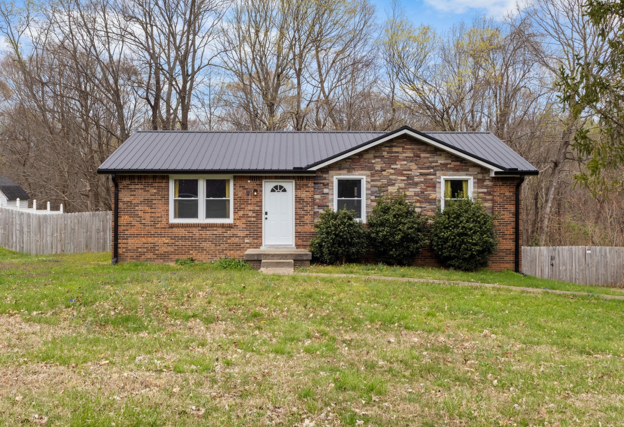 Photo of Listing #2807386