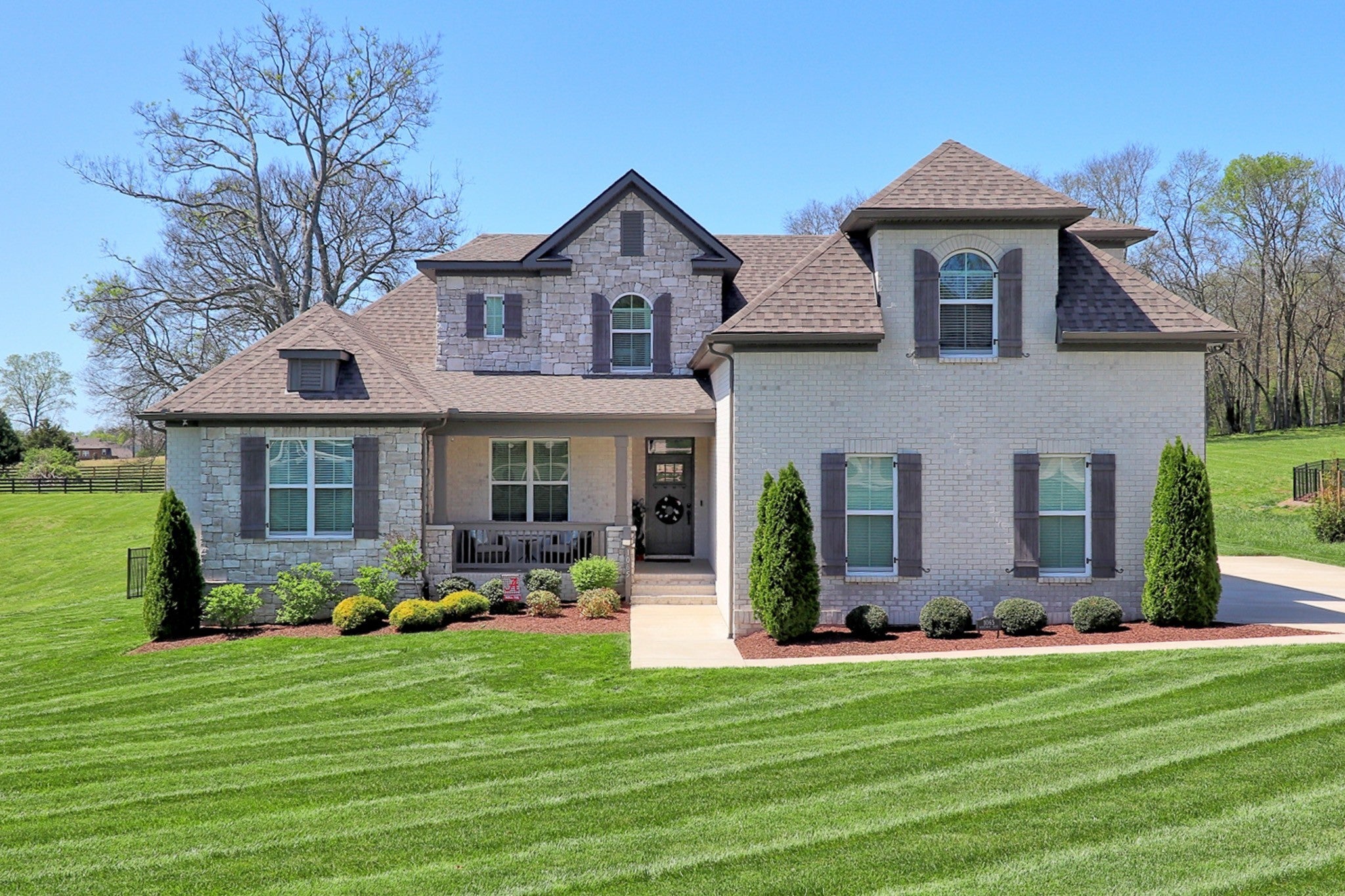 Photo of Listing #2807899