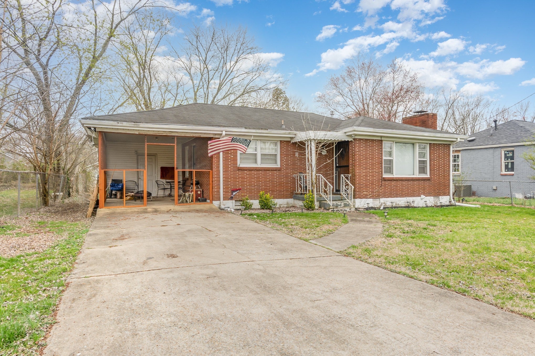 Photo for MLS 2808251 in 413 Dorris Ave Springfield, TN - 37172