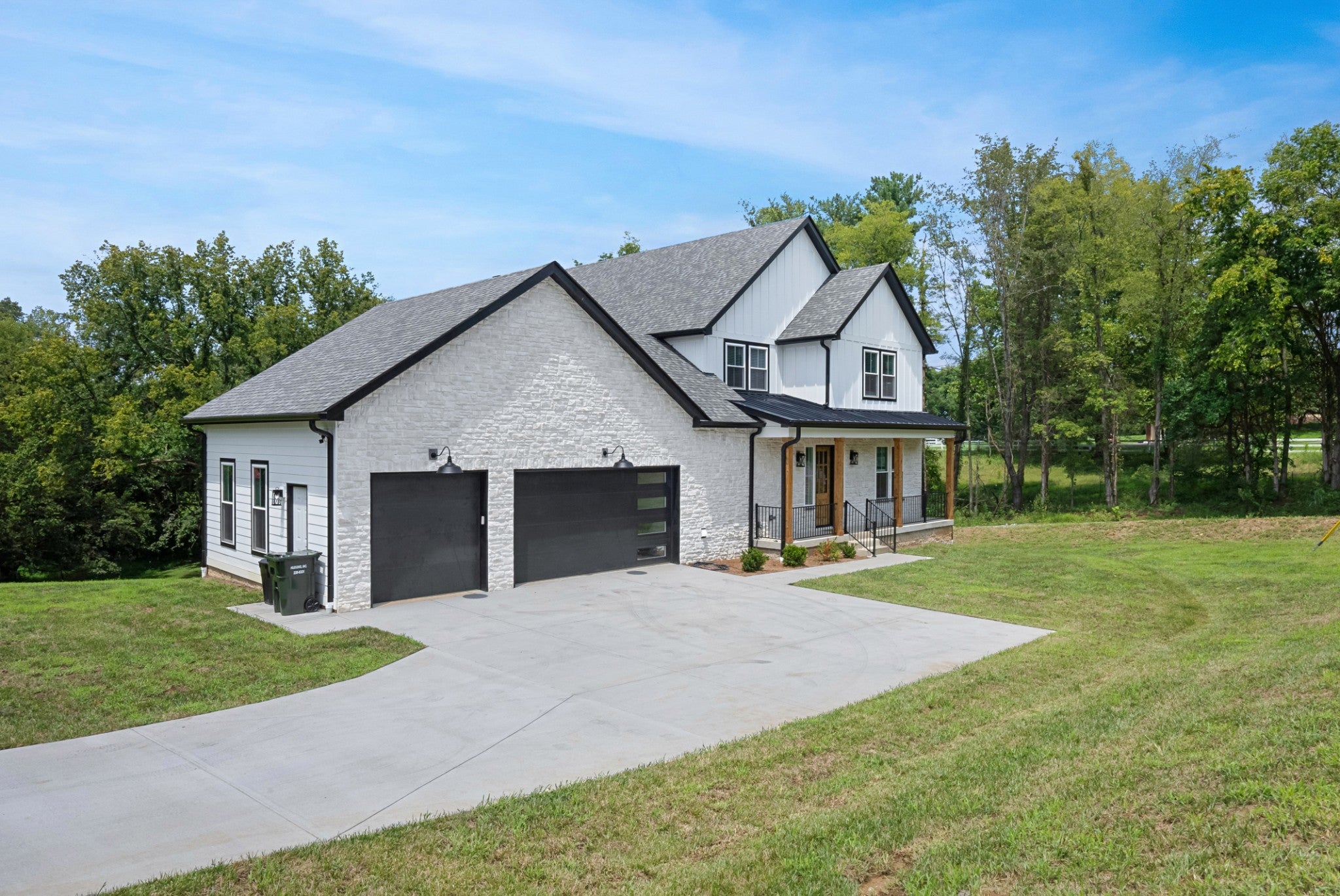 Photo of Listing #2808938