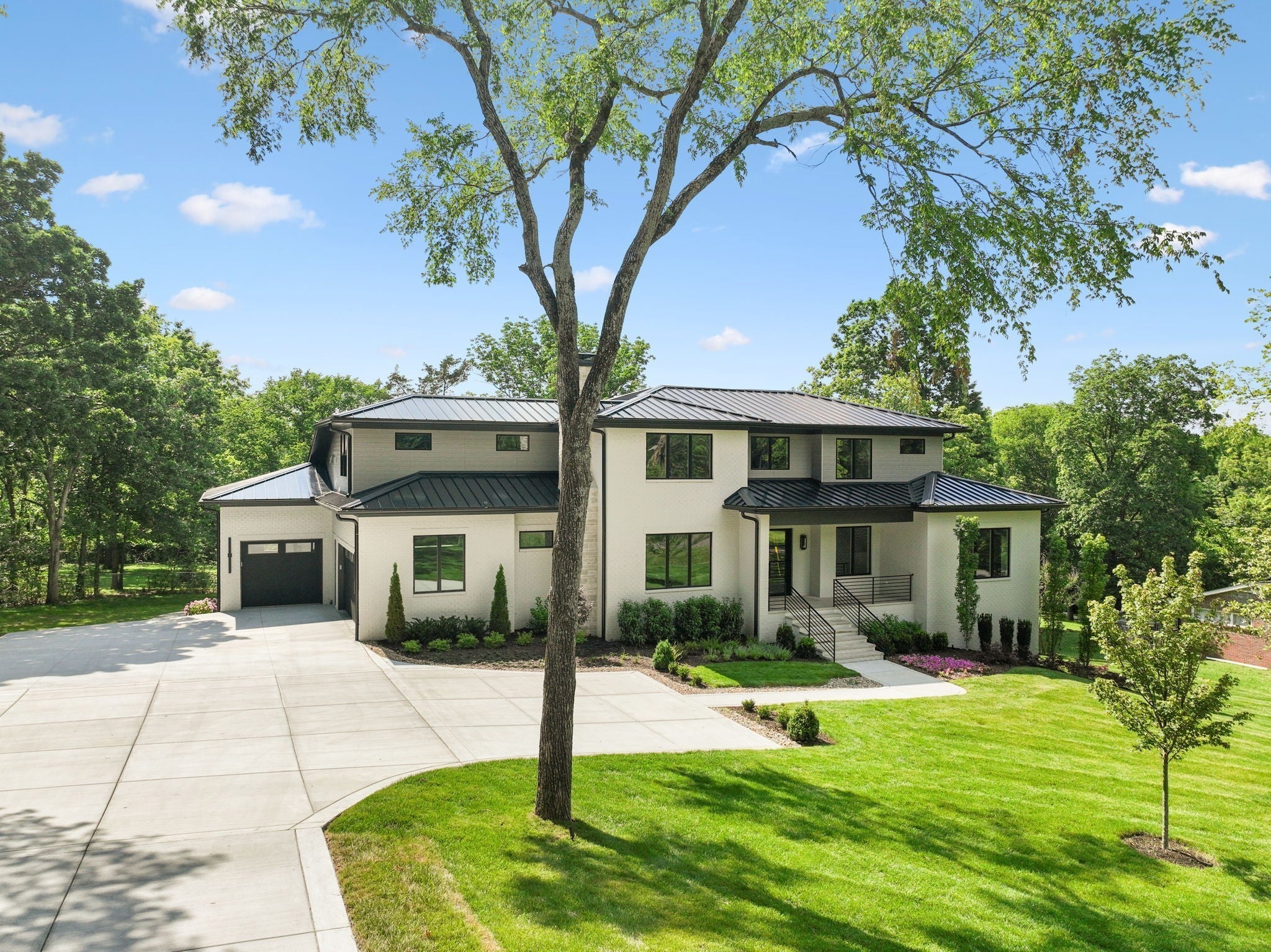 Photo of Listing #2809009