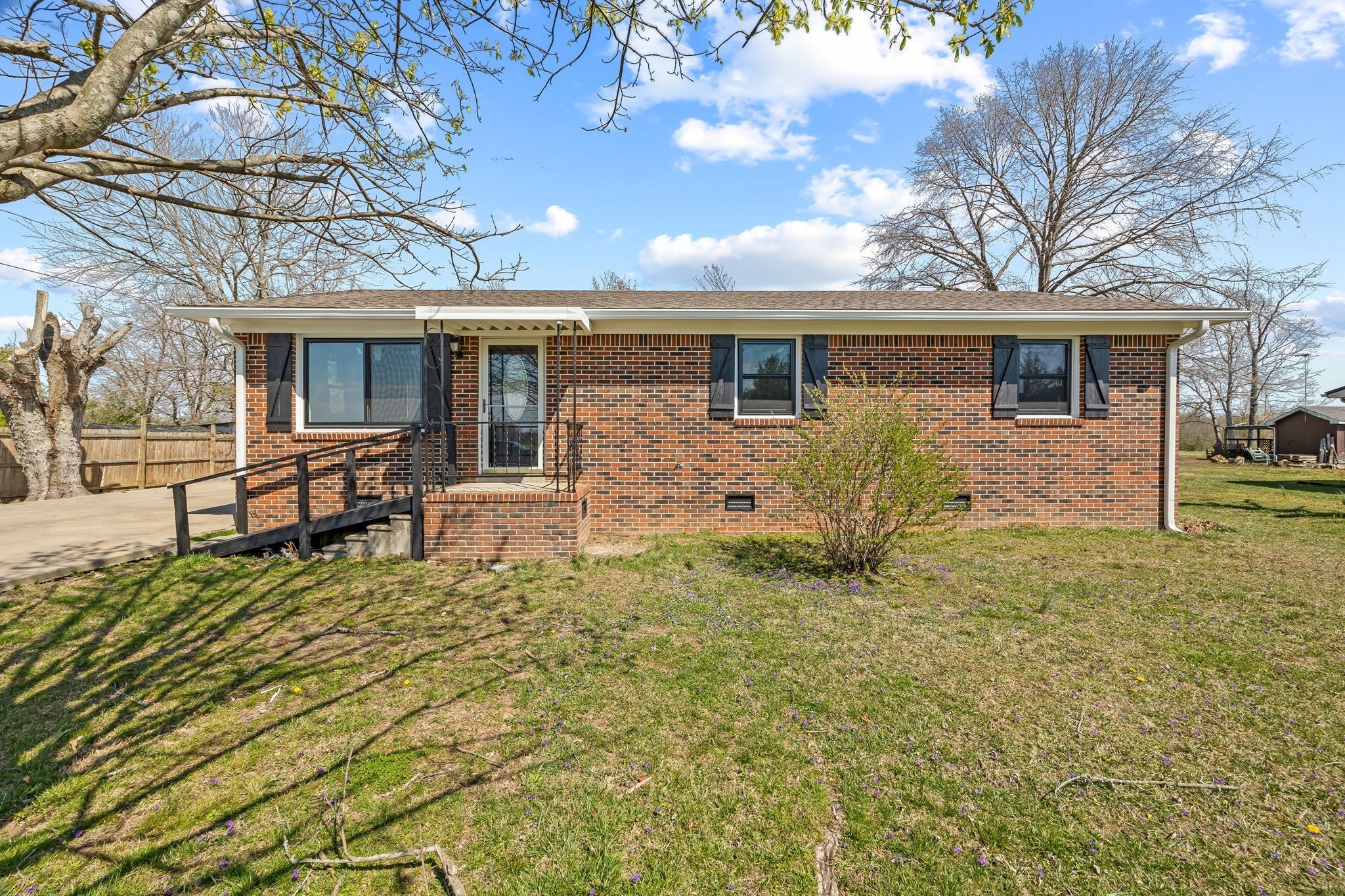 Photo of Listing #2810077
