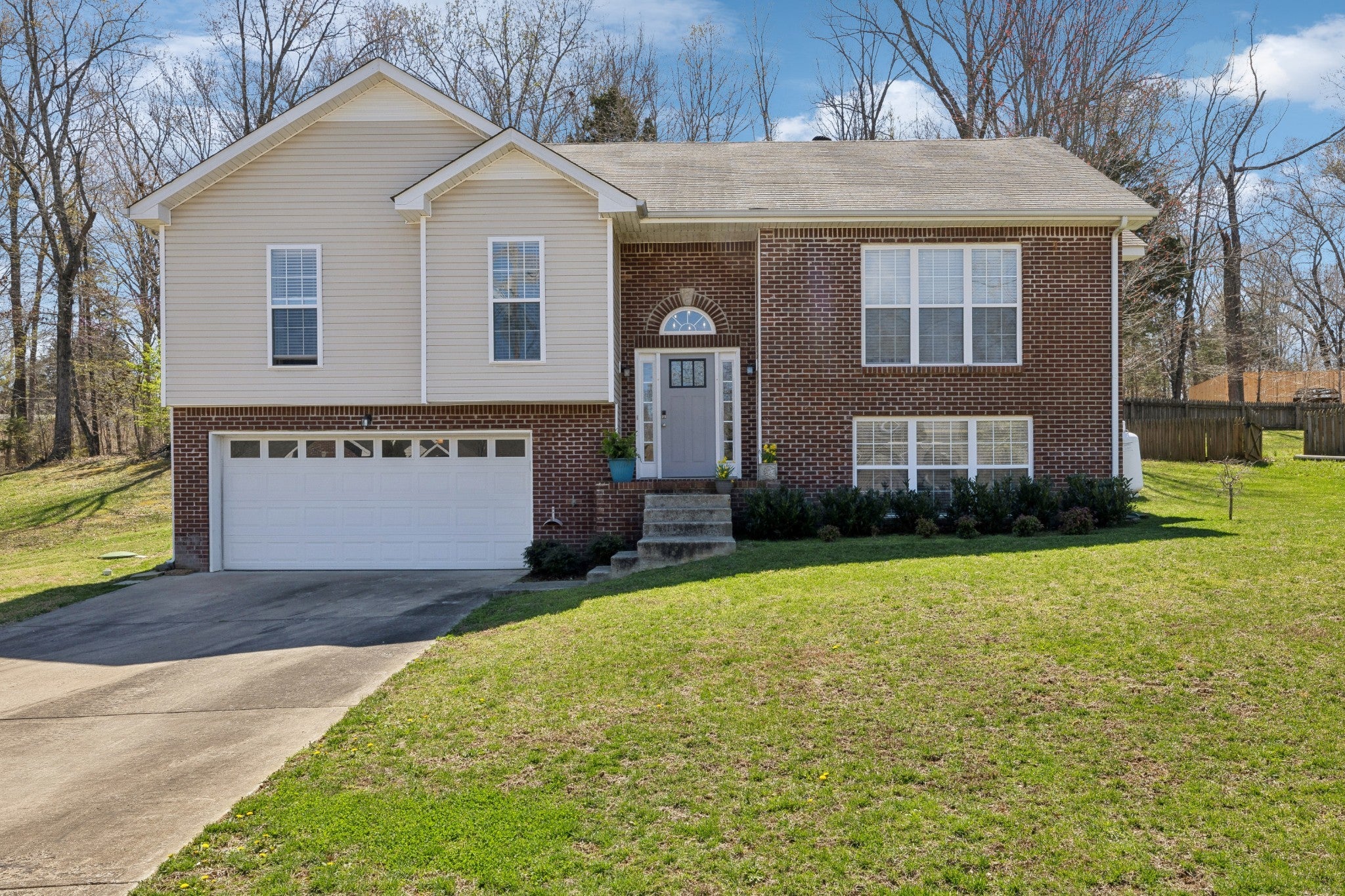 Photo of Listing #2810600