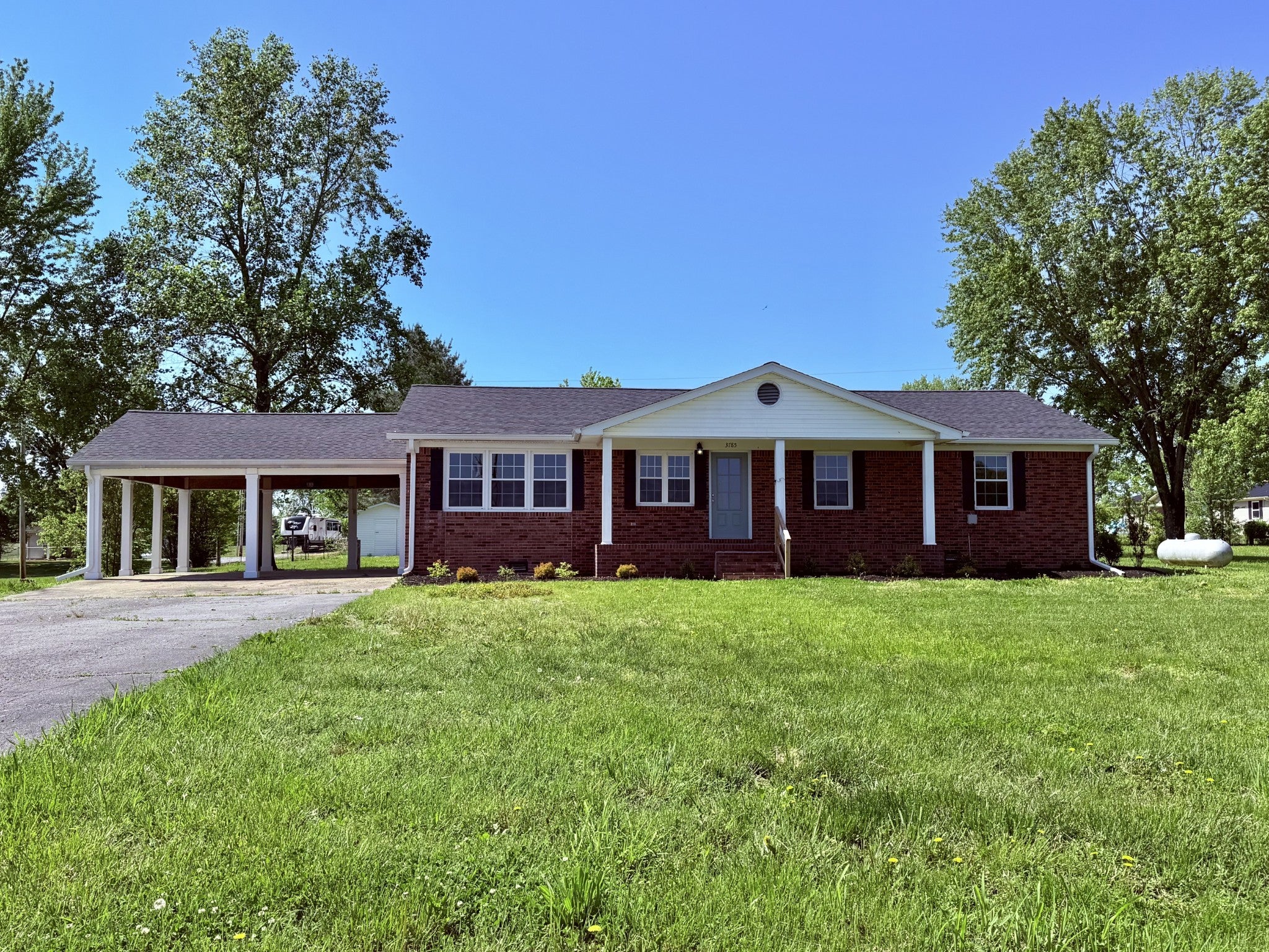 Photo of Listing #2810921