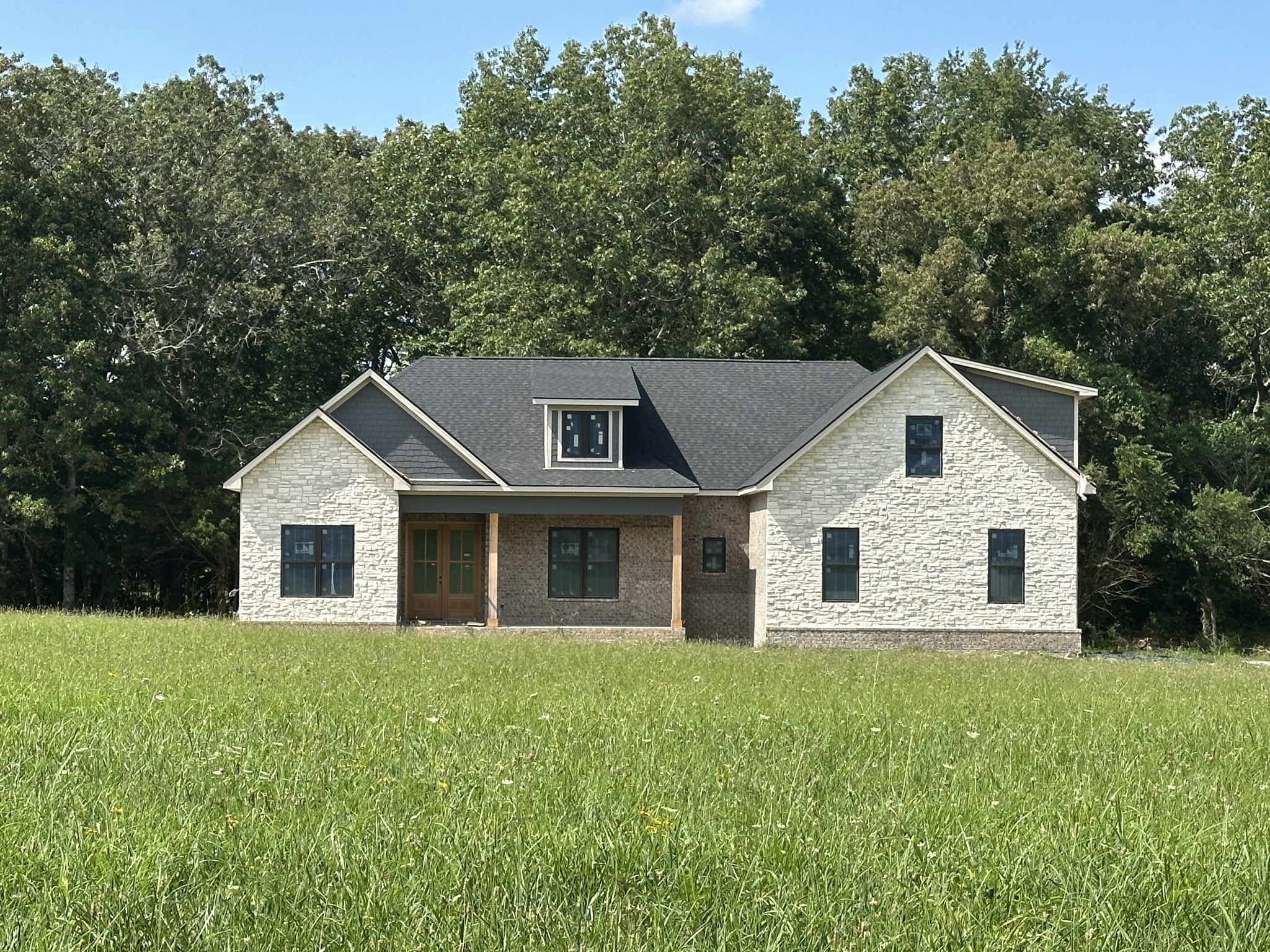 Photo of Listing #2811286