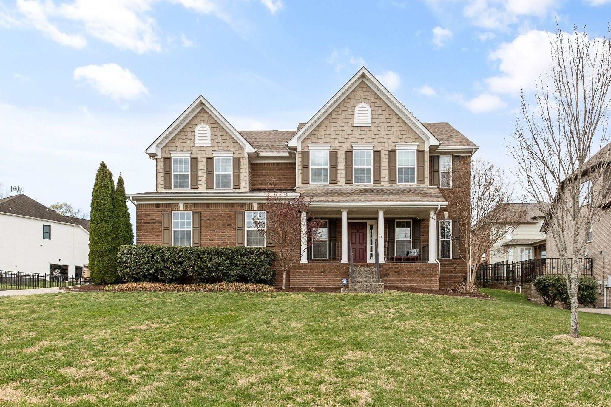Photo of Listing #2811476