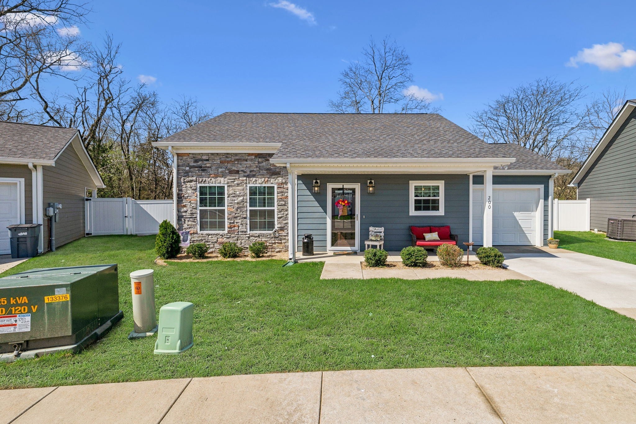 Photo of Listing #2812384
