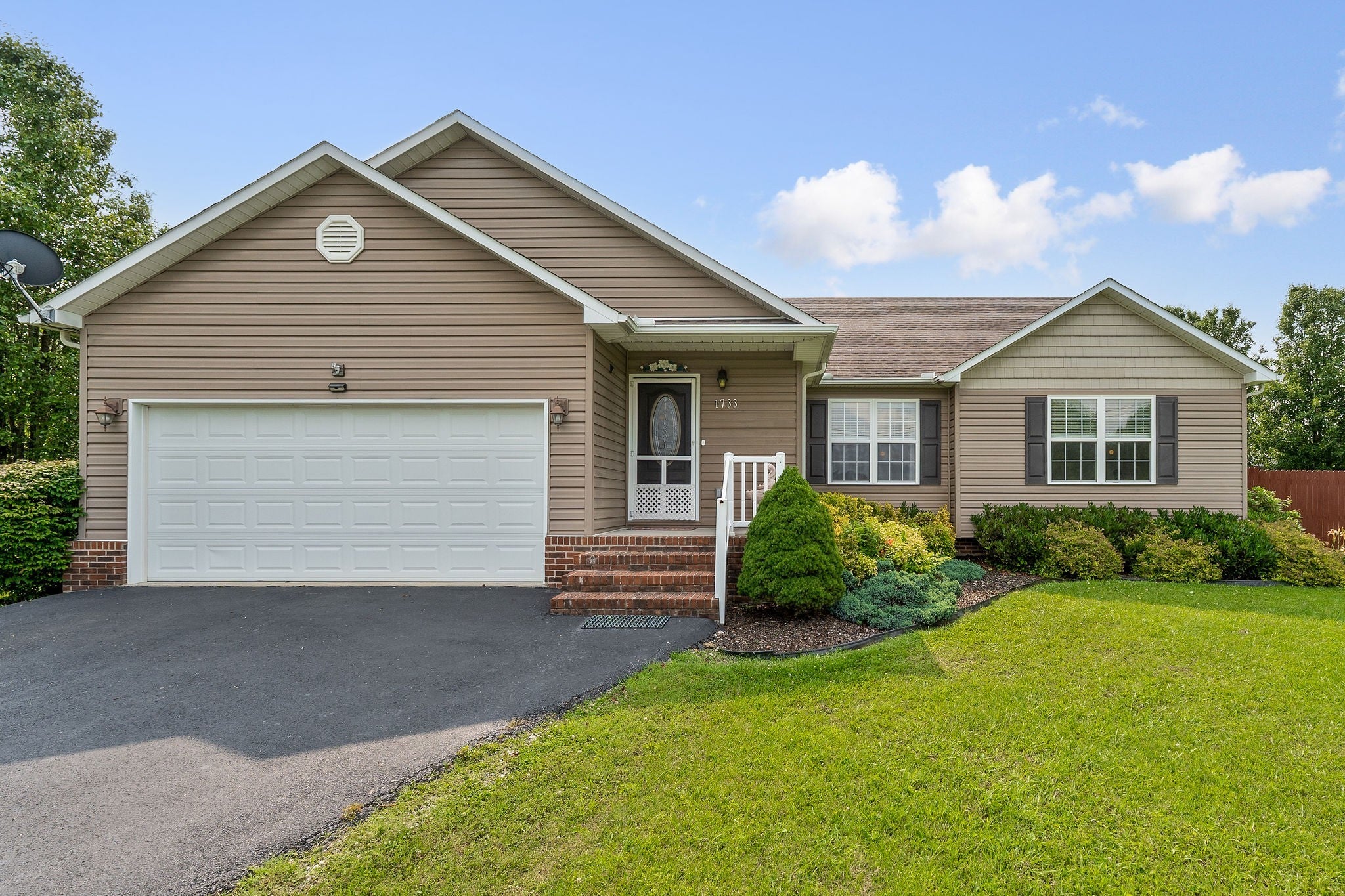 Photo of Listing #2812473