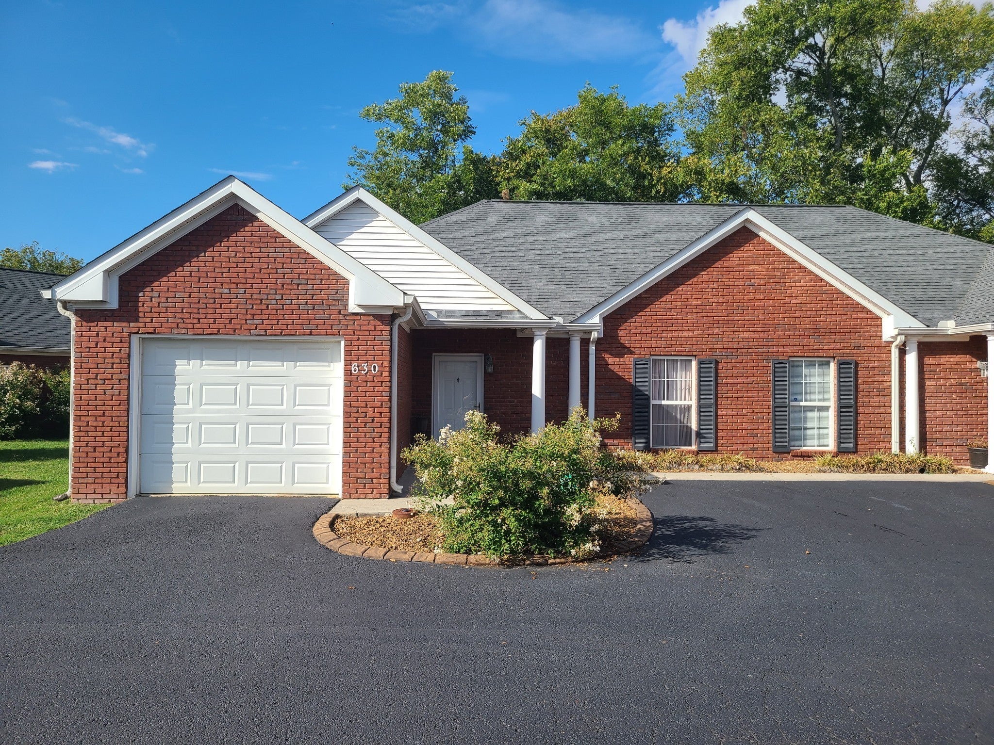 Photo of Listing #2812910