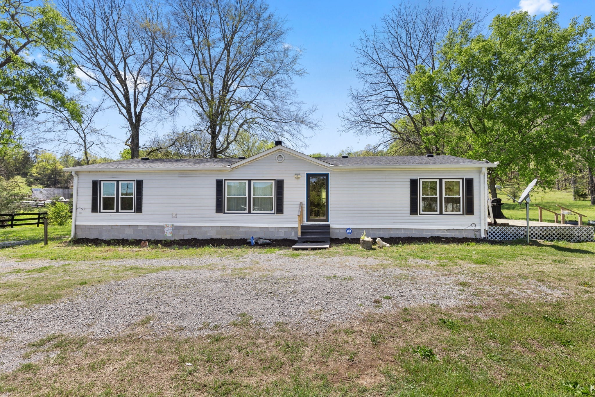 Photo of Listing #2813177