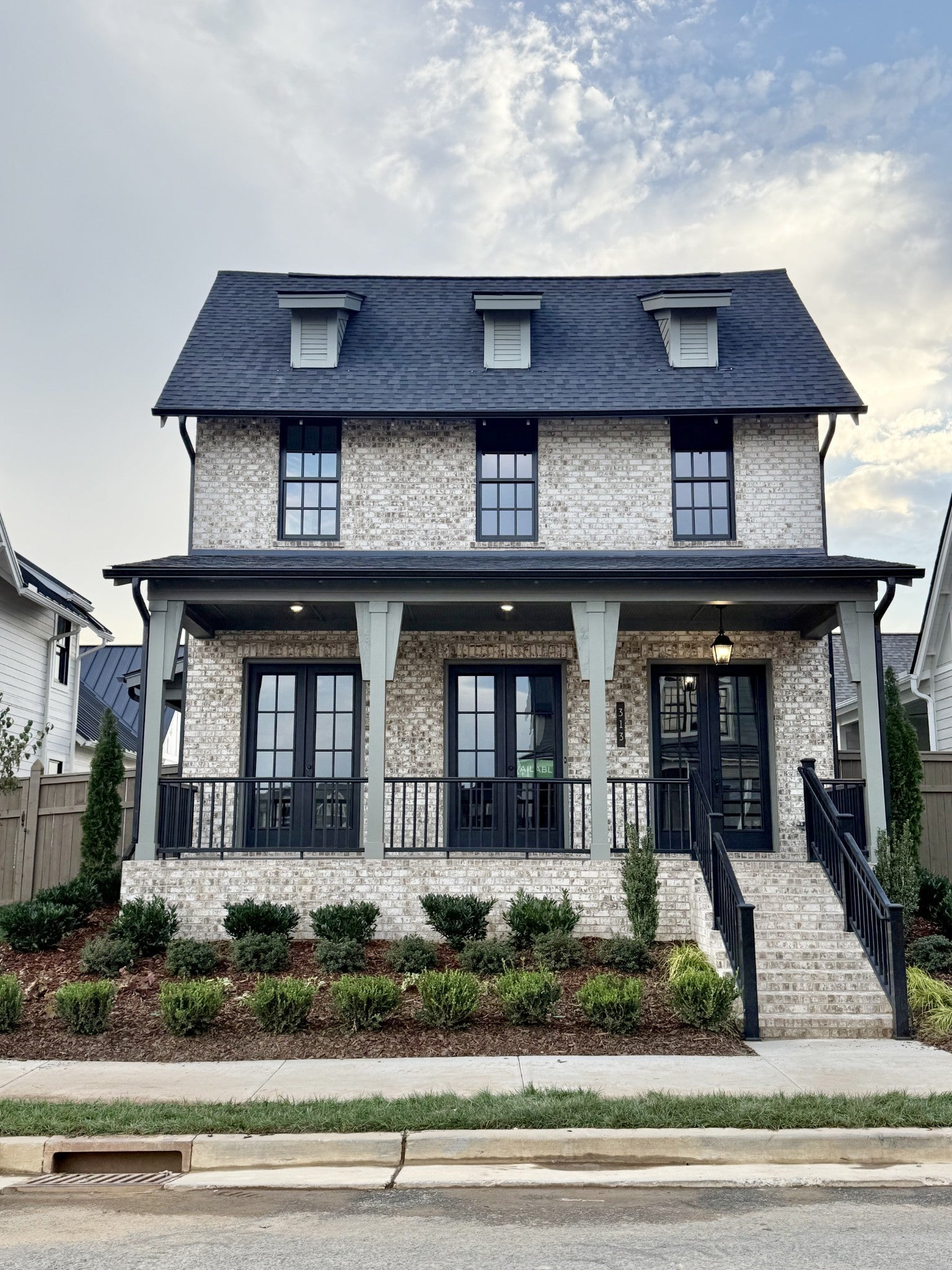 Photo of Listing #2813391