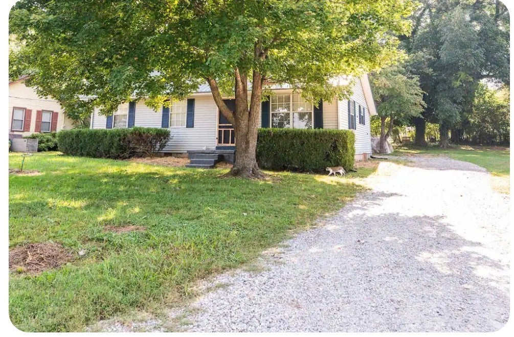 Photo of Listing #2813974