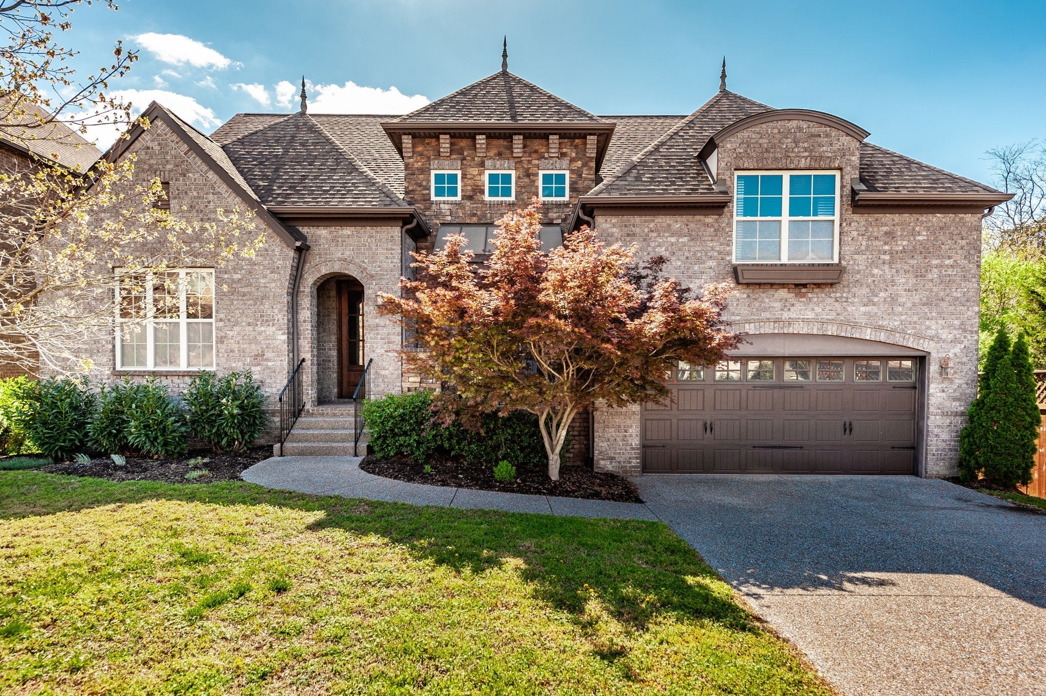 Photo of Listing #2813976