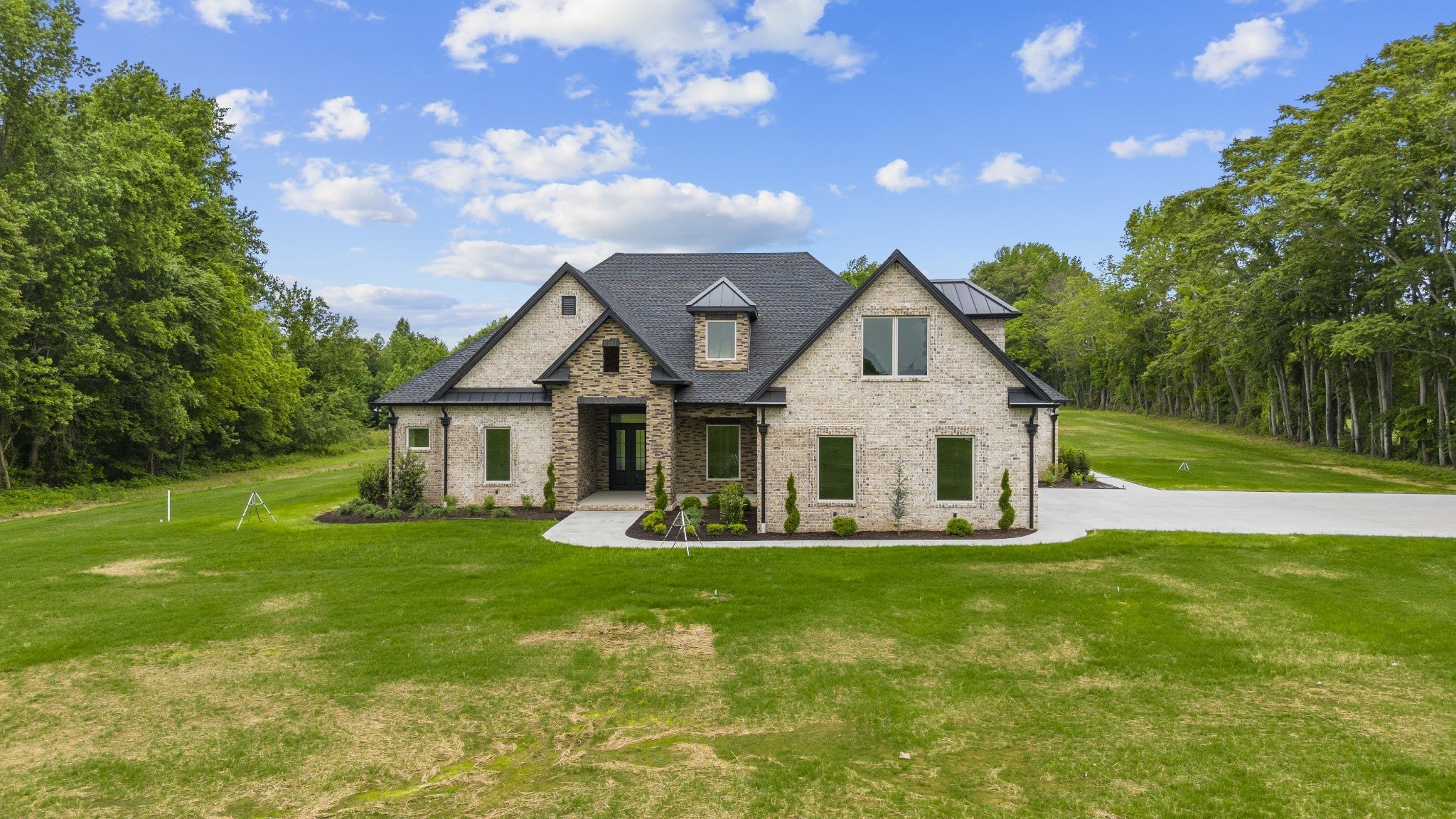 Photo of Listing #2814103