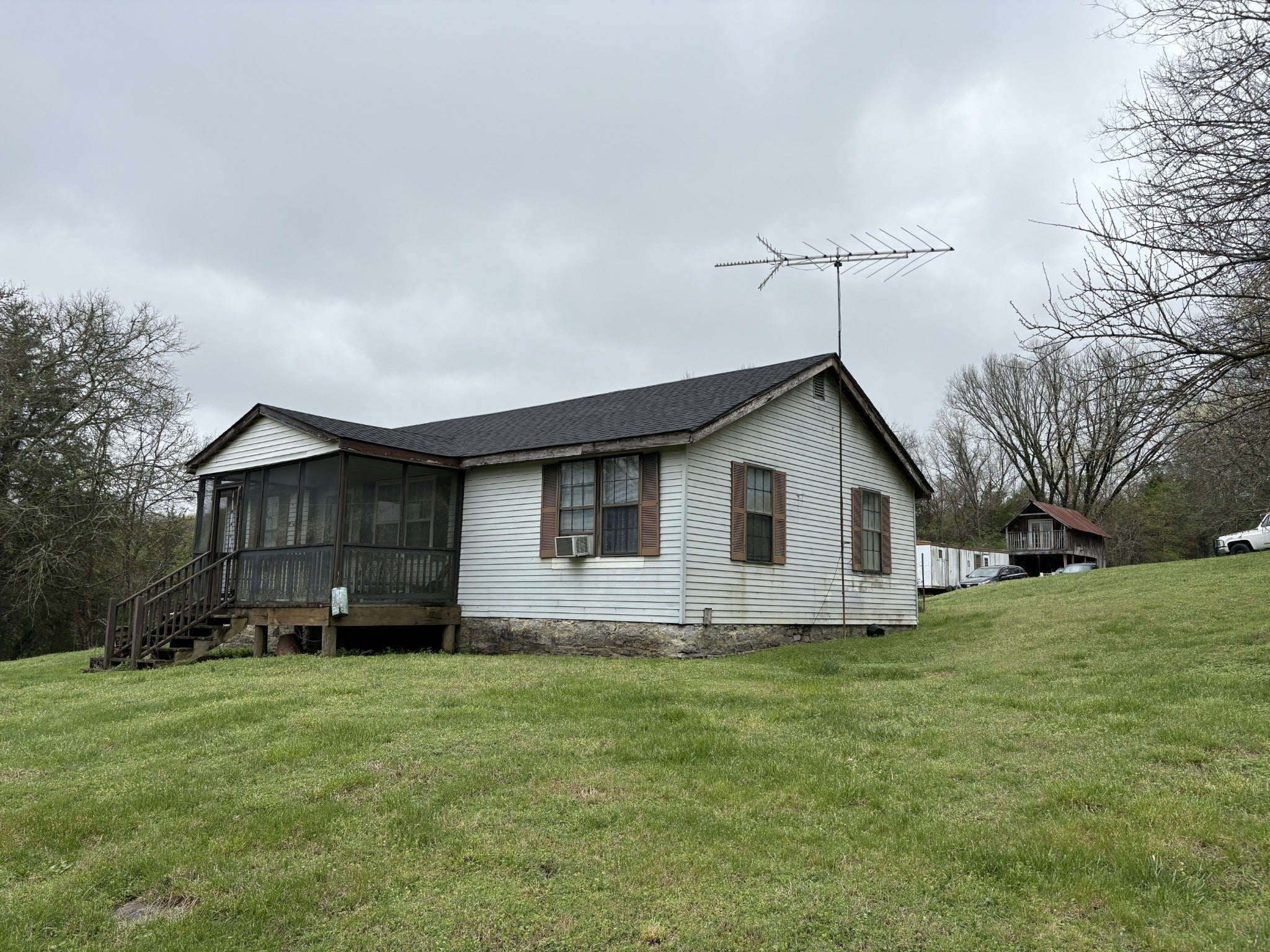 Photo of Listing #2815175